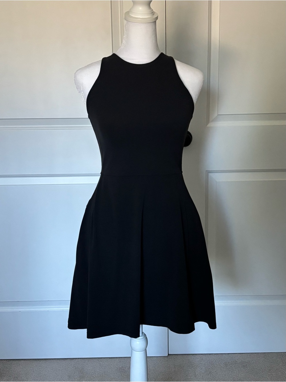 Athleta Conscious Dress - Picture 2 of 8
